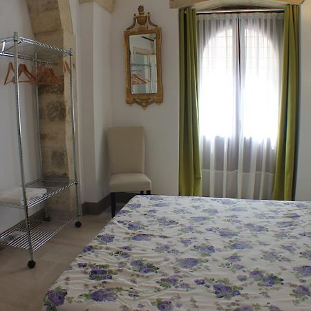 Antica Galateo Bed & Breakfast Lecce Bagian luar foto