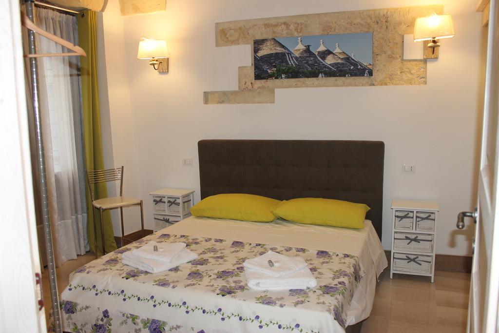 Antica Galateo Bed & Breakfast Lecce Bagian luar foto